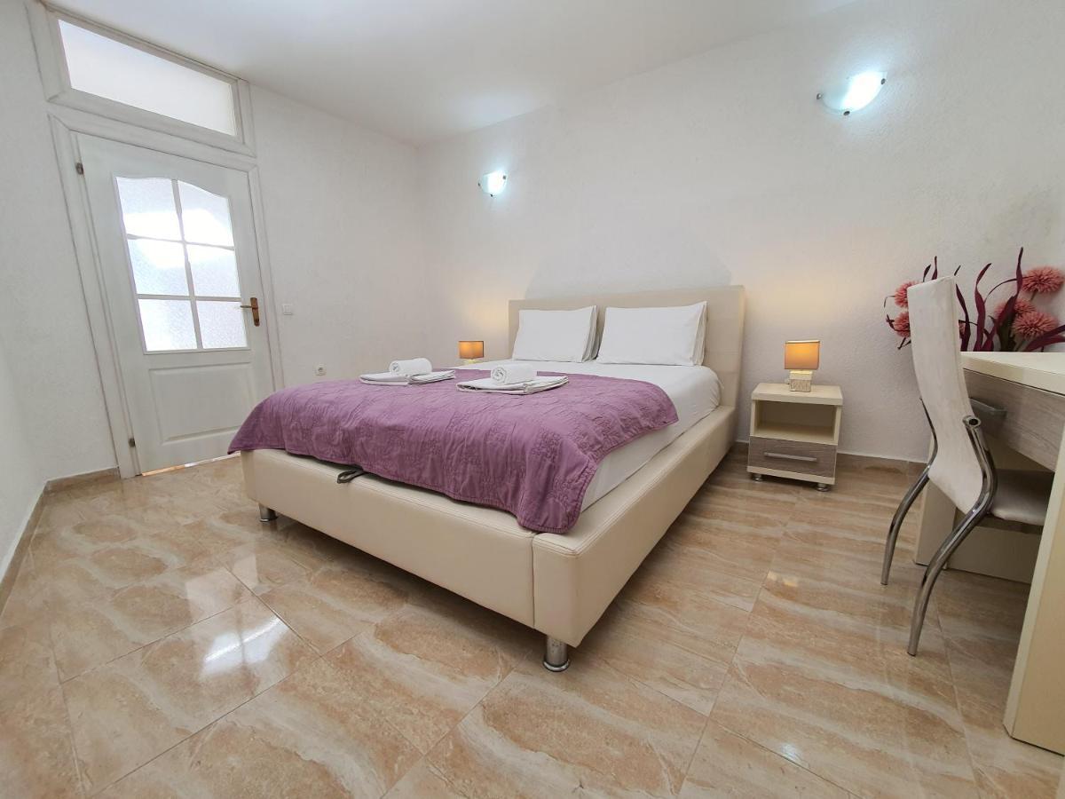 Vukmanovic Apartments 울친 외부 사진